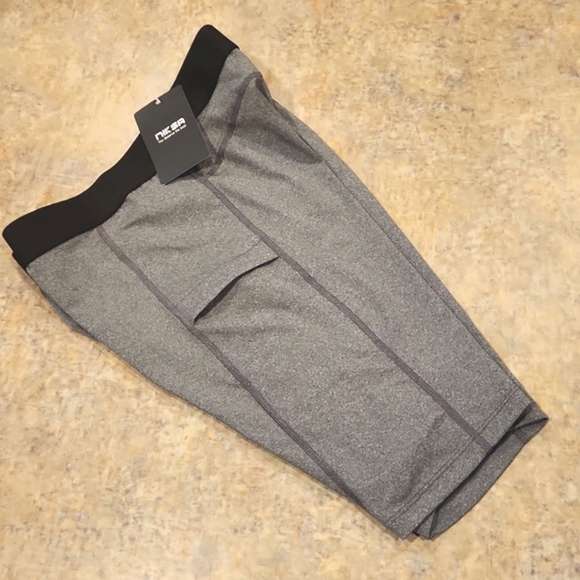 Compression short - Picture 3 of 6